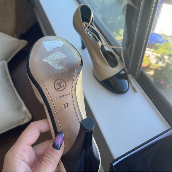 CHANEL Sandals size 37 almost BRAND NEW - Picture 4 of 5